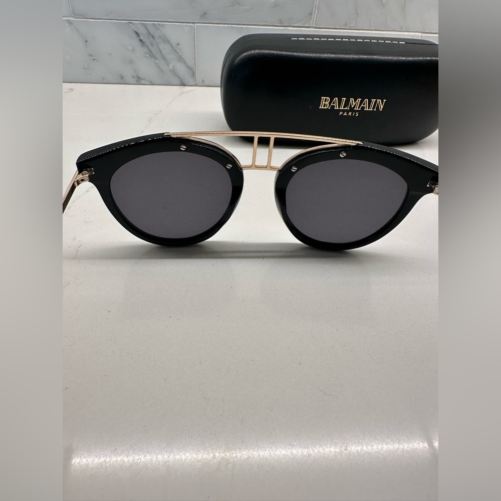 Authentic Balmain sunglasses - Picture 4 of 8